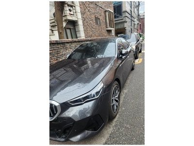 BMW 5 SERIES - 2