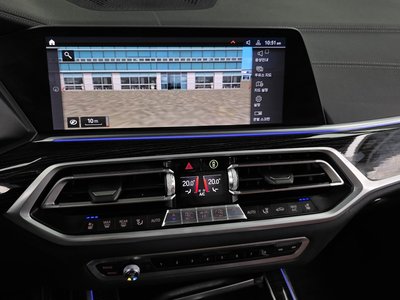 2020 BMW X7 缩略图 20