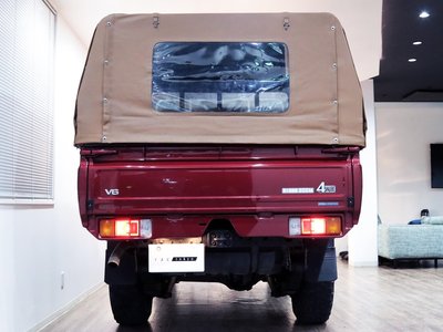 TOYOTA LAND CRUISER - 7