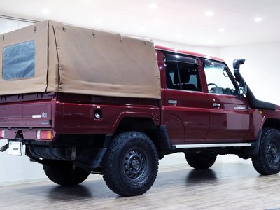 TOYOTA LAND CRUISER - 8