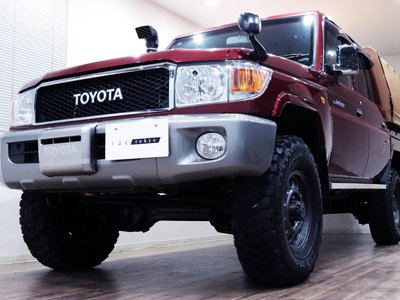 TOYOTA LAND CRUISER - 3