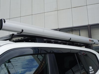 TOYOTA LAND CRUISER 300 - 9