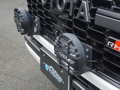 TOYOTA LAND CRUISER 300 - 8