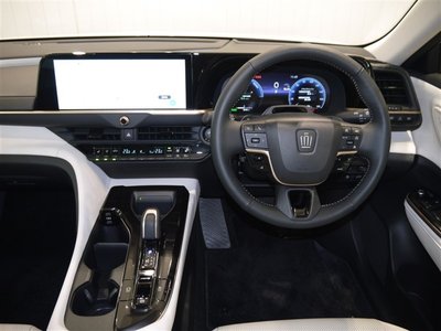 صورة 6 لـ 2025 Toyota CROWN CROSSOVER