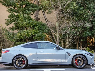 صورة 6 لـ 2021 BMW M4 COUPE