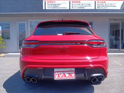 2023 Porsche MACAN photo 7