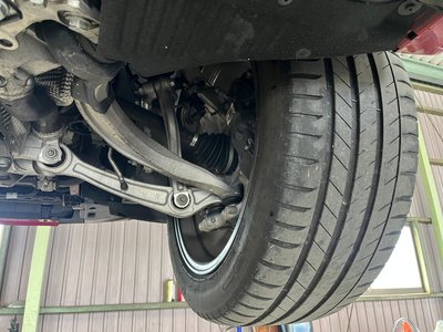 2023 Porsche MACAN 缩略图 30