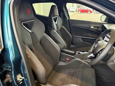 صورة مصغرة 19 لـ 2025 ALFA Romeo JUNIOR