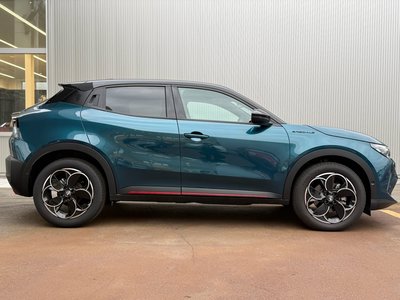 صورة مصغرة 4 لـ 2025 ALFA Romeo JUNIOR