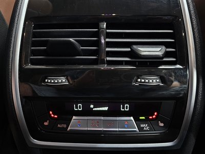 2022 BMW X6 — миниатюра 34