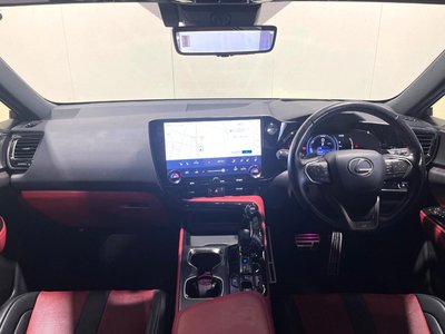 صورة 2 لـ 2023 Lexus NX