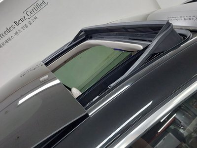 2023 Mercedes-BENZ EQS thumbnail 12
