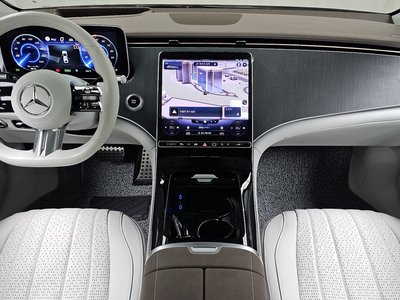 MERCEDES-BENZ EQS - 5