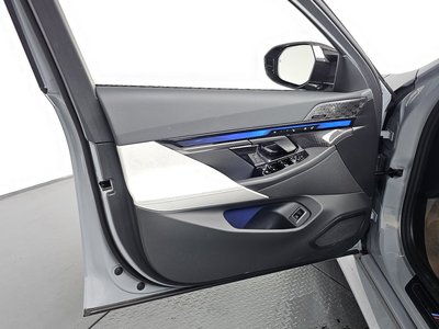 صورة مصغرة 15 لـ 2025 BMW M5