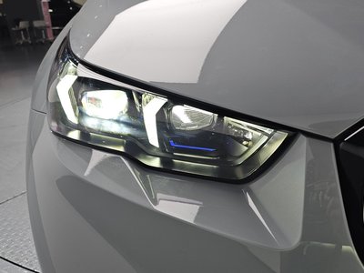 2025 BMW M5 照片 10
