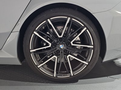 2025 BMW M5 照片 9