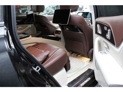 MERCEDES-BENZ GLS - 9