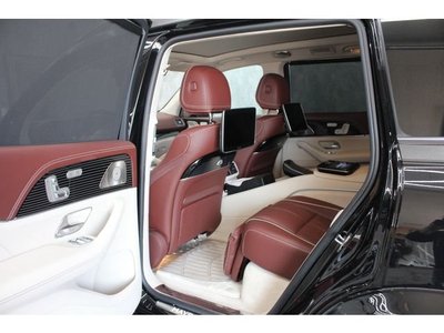 MERCEDES-BENZ GLS - 7