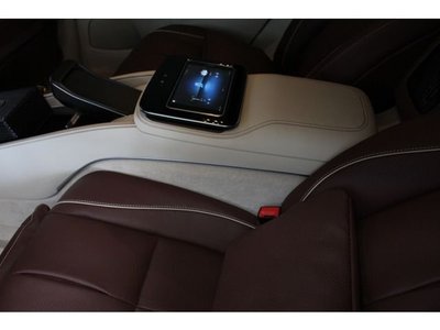 MERCEDES-BENZ GLS - 10