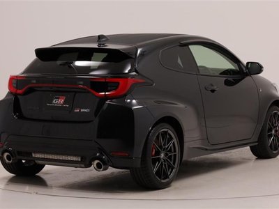 TOYOTA GR YARIS - 9