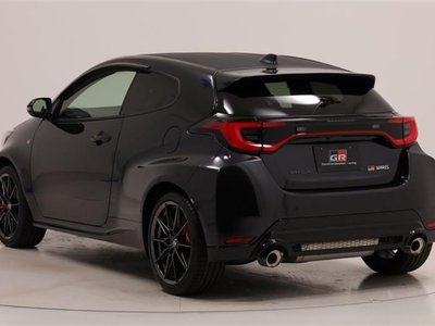 TOYOTA GR YARIS - 7