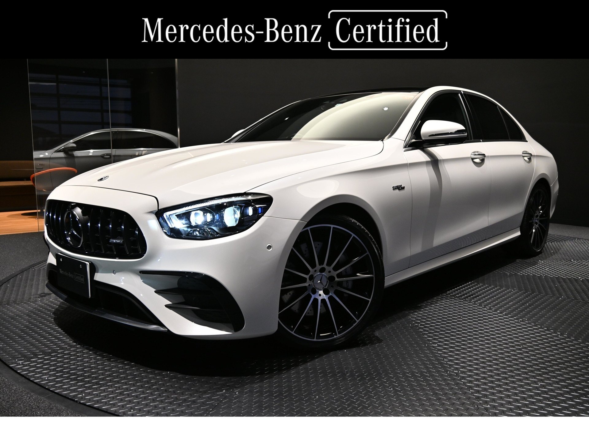 MERCEDES-BENZ E-CLASS AMG - View 1