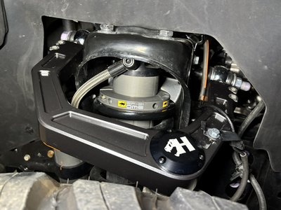 TOYOTA LAND CRUISER 300 - 9