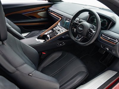 2024 Aston Martin DB12 照片 25