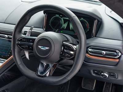 2024 Aston Martin DB12 照片 27