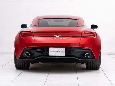 صورة 13 لـ 2024 Aston Martin DB12