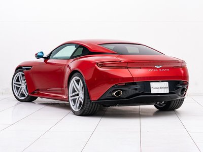 صورة 11 لـ 2024 Aston Martin DB12