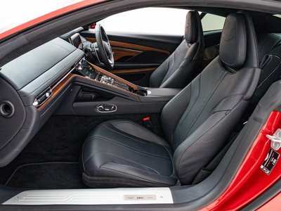 2024 Aston Martin DB12 照片 37