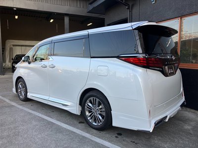 TOYOTA ALPHARD - 4