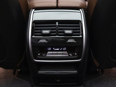 صورة مصغرة 18 لـ 2021 BMW X5