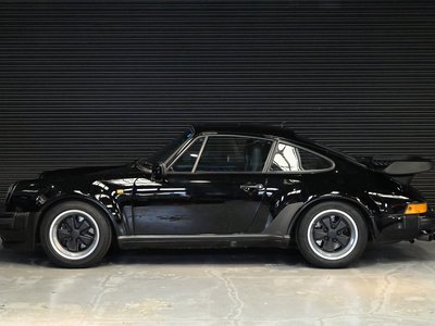 PORSCHE 911 - 3