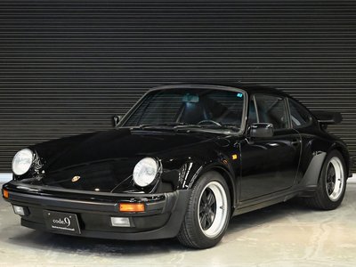 PORSCHE 911 - 1