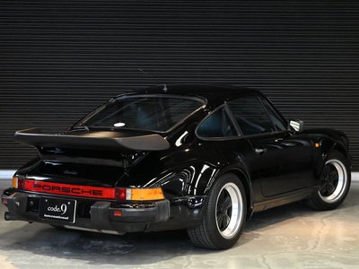 PORSCHE 911 - 2
