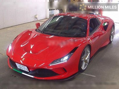 FERRARI F8 - 4