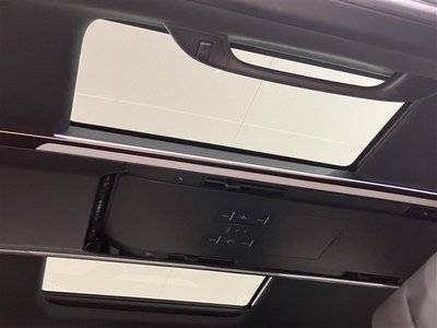 صورة 32 لـ 2024 Toyota ALPHARD