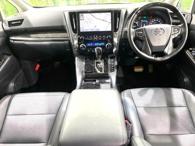 TOYOTA ALPHARD - 2