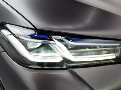 صورة 9 لـ 2021 BMW 5 SERIES