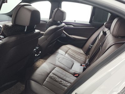 صورة مصغرة 26 لـ 2021 BMW 5 SERIES