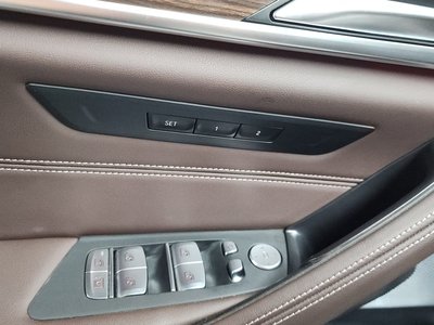 صورة مصغرة 34 لـ 2021 BMW 5 SERIES