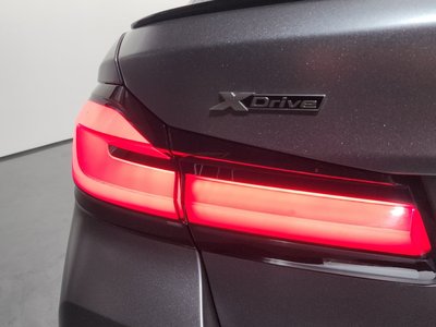 صورة 10 لـ 2021 BMW 5 SERIES