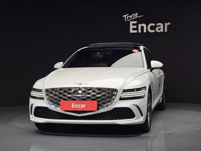 GENESIS G80 (RG3) - 2