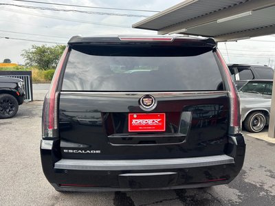 CADILLAC ESCALADE - 7