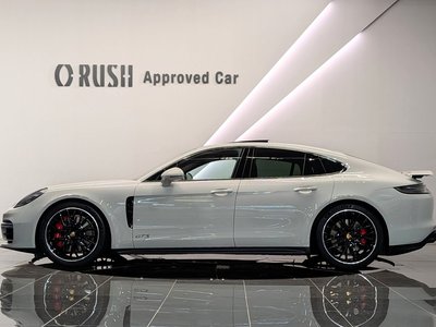 PORSCHE PANAMERA - 7