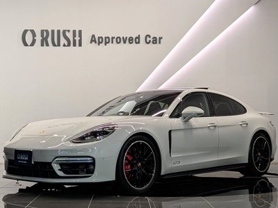 PORSCHE PANAMERA - 8