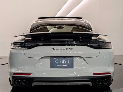 PORSCHE PANAMERA - 5