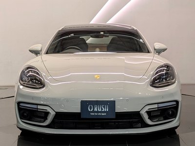 PORSCHE PANAMERA - 9